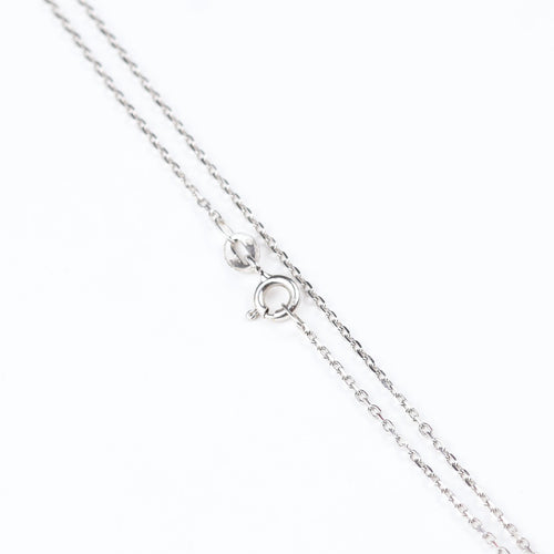Collier en or blanc avec pendentif en diamant taille brillant