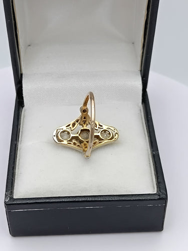 Bague ancienne or jaune et platine sertie de diamant