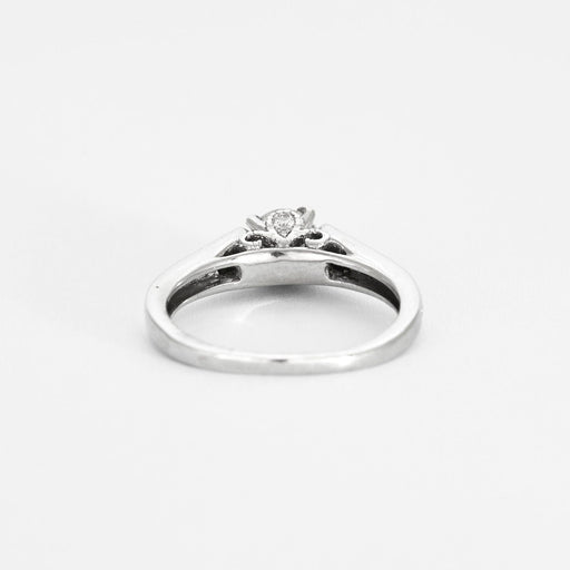 Bague Bague solitaire en or blanc et diamant 58 Facettes LP41/10
