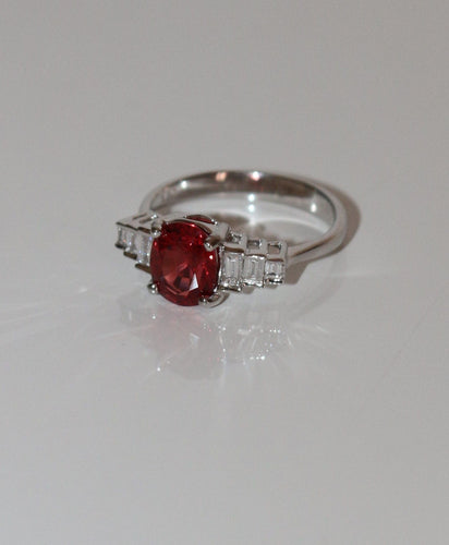 Bague Or Blanc Et Spinelle Naturel