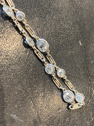 Collier or jaune vers 1950 avec 4 carats de diamants