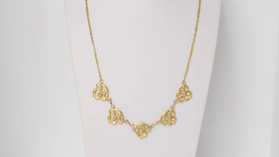 Collier Collier draperie en or jaune 58 Facettes 31352