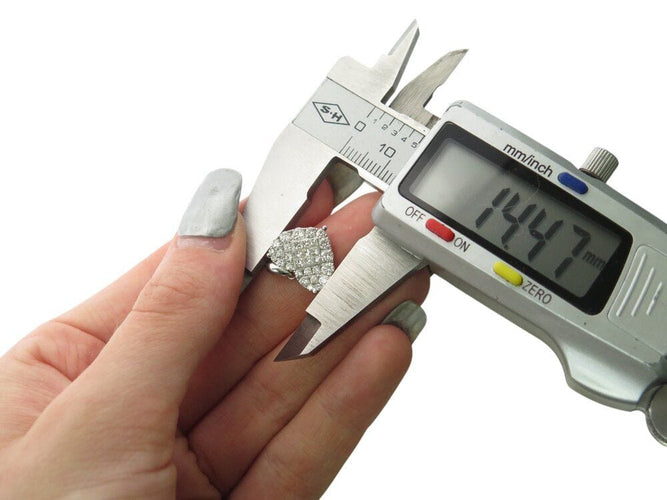 Collier collier BAGLIONI pendentif coeur serti 32 diamant 0.94ct 55 58 Facettes 268773