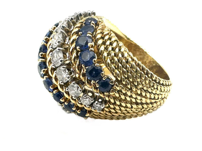 PIAGET. Bague vintage or jaune 18K, saphirs et diamants
