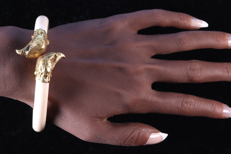 La majesté de l'aigle : un bracelet victorien orné