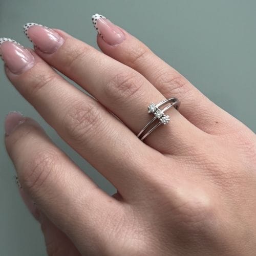 Bague Bague trilogie sertie de diamants de 0,18 ct 58 Facettes 35929