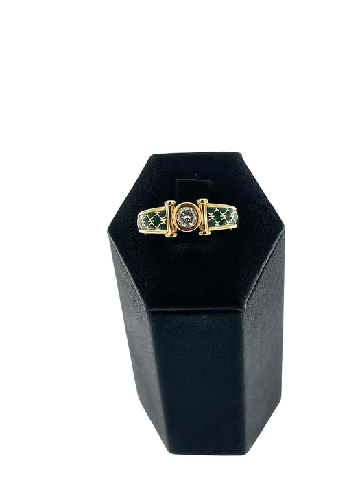 Bague 55.5 KORLOFF - Bague en or jaune avec diamants et émail vert 58 Facettes