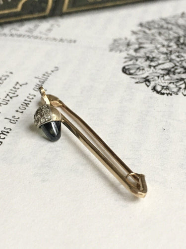 Broche Broche victorienne en or jaune 18k et platine, saphir cabochon et diamants 58 Facettes