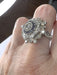 Bague Bague en platine avec diamants et saphirs 58 Facettes Q184B