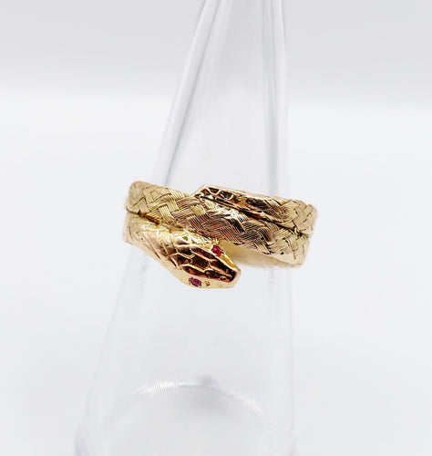 Bague 54.5 Bague serpent or rose finement tressée yeux rubis 58 Facettes A04370