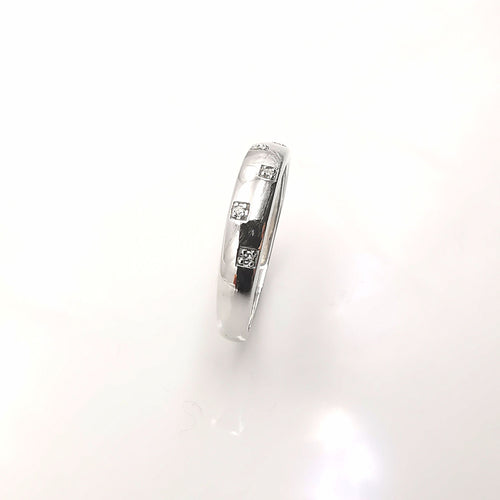 Bague 54 Bague Or blanc et Diamants 58 Facettes