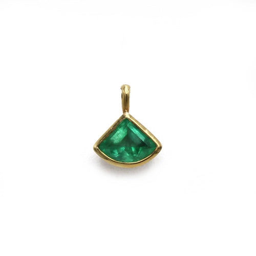 Pendentif Pendentif Eventail - Or jaune & Emeraude 58 Facettes 250363R