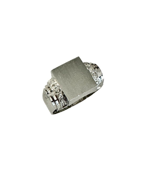 Ring 54 Signet Ring in Platinum and Diamonds 58 Facettes