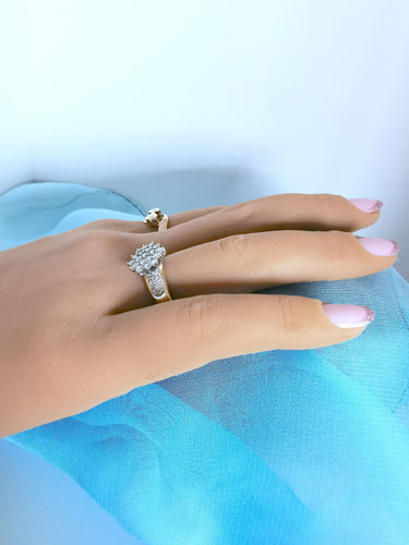 Bague 56.5 Bague fleur contemporaine Diamants Or 2 tons 18K 58 Facettes 1758