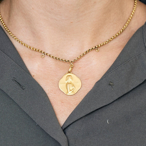 Collier Collier en or jaune et médaille "Jeanne d'Arc" - E.Dropsy. 58 Facettes CHAL0643