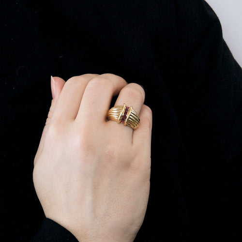 50 Bague jonc or jaune et rubis 58 Facettes LF14