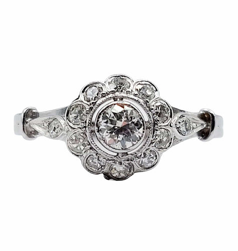 Bague 55.5 Bague marguerite art deco or blanc 18k et platine ornée de 0,54 carats de diamant 58 Facettes A04599