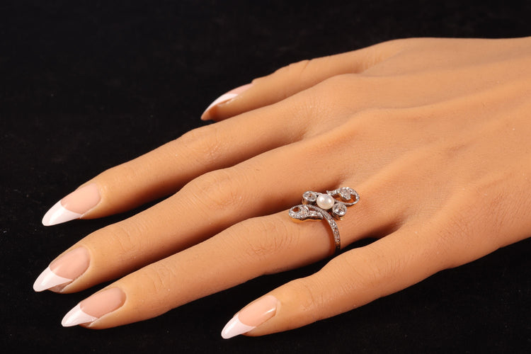 Bague 56 L'amour mêlé à l'histoire : la bague de fiançailles Belle Époque 58 Facettes 18054-0231