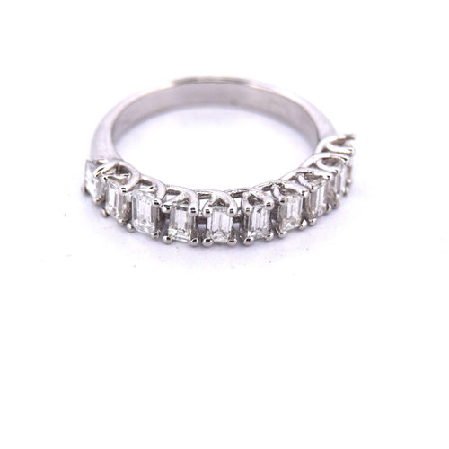 Bague 53 Bague en or jaune et diamant 58 Facettes