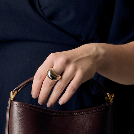 Bague 56 FRED - MOUVEMENTÉ - Importante bague en or blanc 58 Facettes B250490