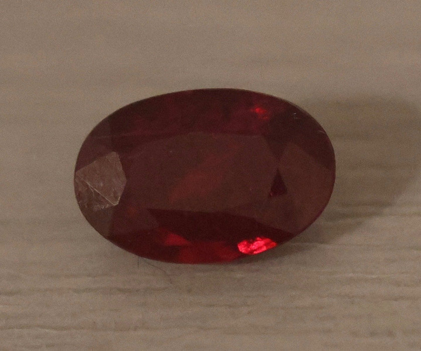 Gemstone Rubis de Birmanie 1.049cts certificat Bellerophon 58 Facettes