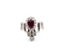 Bague 53 Splendide bague en or blanc 18 carats avec rubis central et diamants environnants 58 Facettes