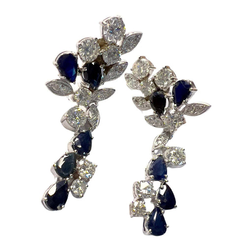 Boucles d'oreilles Boucles d'oreilles design années 1950 en platine sterling avec diamants et saphir. 58 Facettes Q352B