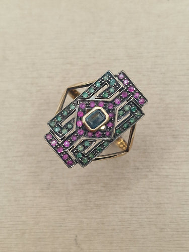 Bague 61 Bague ancienne en or jaune d'Italie, années 1940 58 Facettes