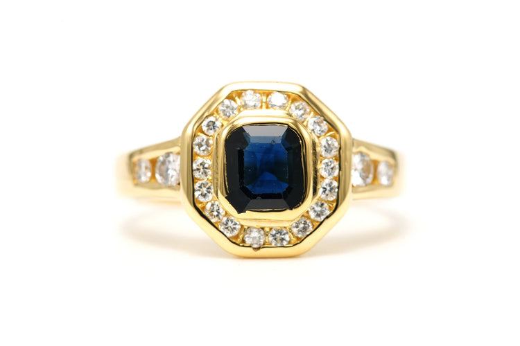 Bague 56 Bague contemporaine en or jaune 18 carats sertie d'un saphir et de diamants "taille" brillant (+-0.294ct) 58 Facettes B732
