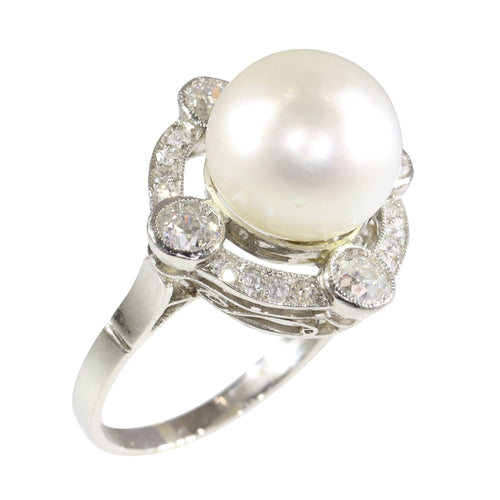 Bague Art déco en perles et diamants des années 1920 : une déclaration d'élégance intemporelle