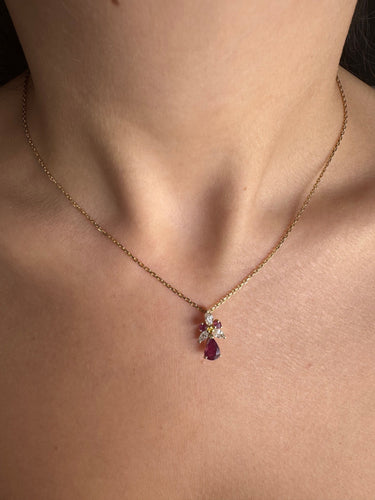 Collier Collier - Or jaune, rubis et diamants 58 Facettes 1107