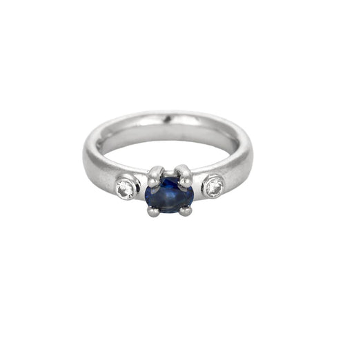 Bague 54 Bague bandeau or blanc, saphir et diamants 58 Facettes GU197