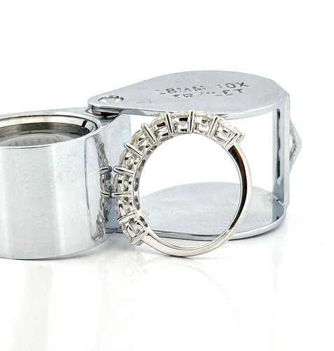 Bague 49 Alliance en diamants sur or blanc 18 carats 58 Facettes