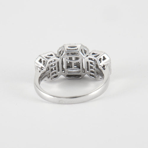 Bague Bague en Or Blanc & diamants 58 Facettes