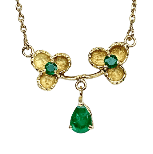 Collier pendentif trilobé en or jaune 18 carats et émeraudes