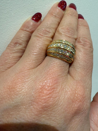 Bague Bague Or jaune et Diamants 58 Facettes 1.0000191/3