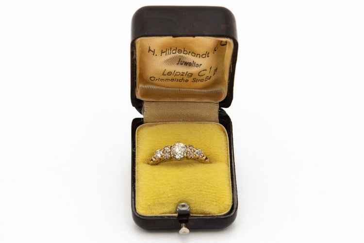 Bague 54 Bague en or jaune avec diamant taille ancienne de 1,20 ct, début du XXe siècle 58 Facettes 9601
