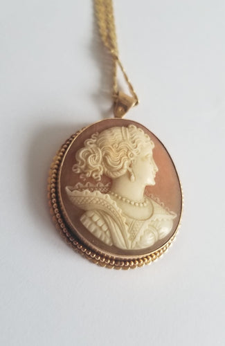 Collier Collier chaîne et pendentif camée en or jaune 18k 58 Facettes