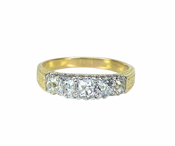 Bague 55 Bague jonc en or jaune 18 carats sertie de 5 diamants, vers 1900 58 Facettes AB512