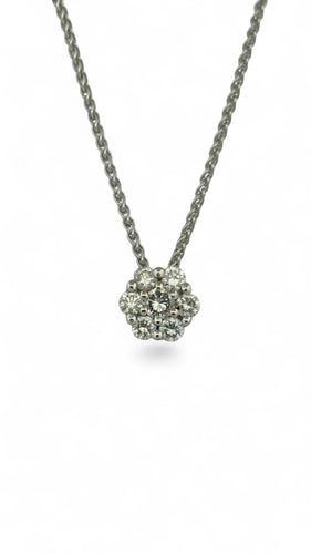 Collier Collier en or blanc 18 carats avec pendentif marguerite en diamants 58 Facettes