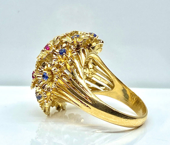 Bague 53 Bague - Bague multifleurs en or jaune et saphirs, rubis, diamants 58 Facettes AB671