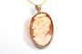 Pendentif Pendentif - Broche années 70 or jaune, camée coquillage 58 Facettes B463