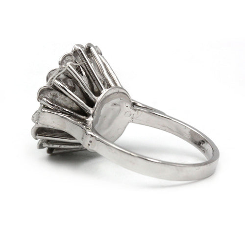 Bague 56 Bague - Or blanc et diamants 58 Facettes 1088-1