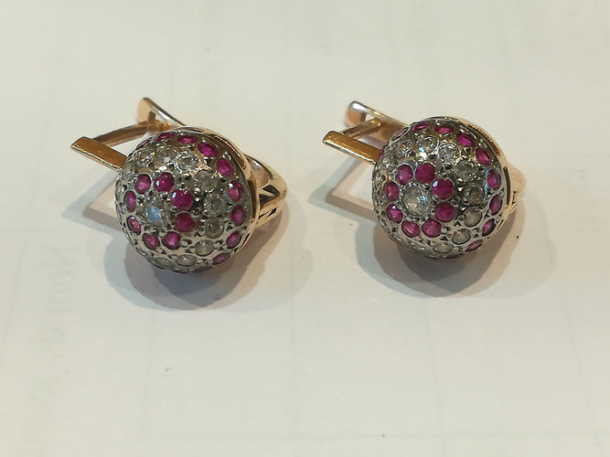 Boucles d'oreilles Paire de Boucles d'Oreilles Dormeuses Or Rose, Rubis de Synthèse 58 Facettes