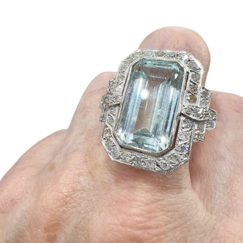 Bague SORTIJA ESTILO ART DECO de PLATINO con AGUAMARINA y DIAMANTES 58 Facettes Q222B