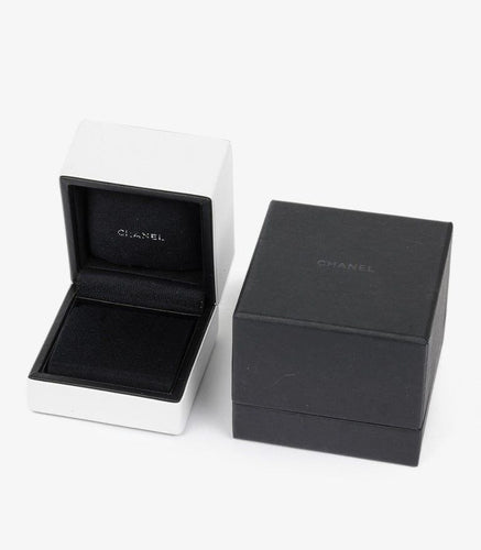 Bague 50 CHANEL - Bague Ultra en or blanc, céramique noire et diamants 58 Facettes