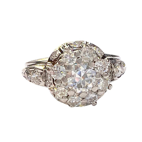 Bague Bague en or blanc avec diamants, modèle rosace, époque 1945 58 Facettes CH54(CH418)