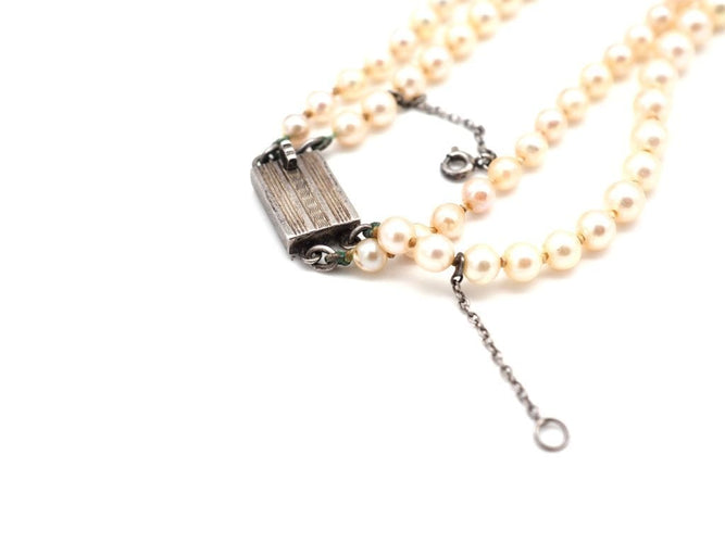 Collier Collier de perle ancien, fermoir or blanc 58 Facettes