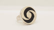 Bague 54 Bague Bulgari Yin Yang en or blanc et onyx 58 Facettes 30092