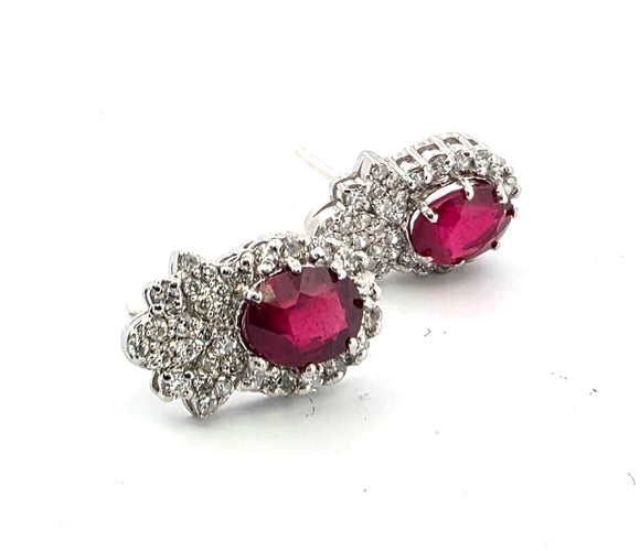 Boucles d'oreilles Boucles d'oreilles en platine serties de rubis et de diamants 58 Facettes